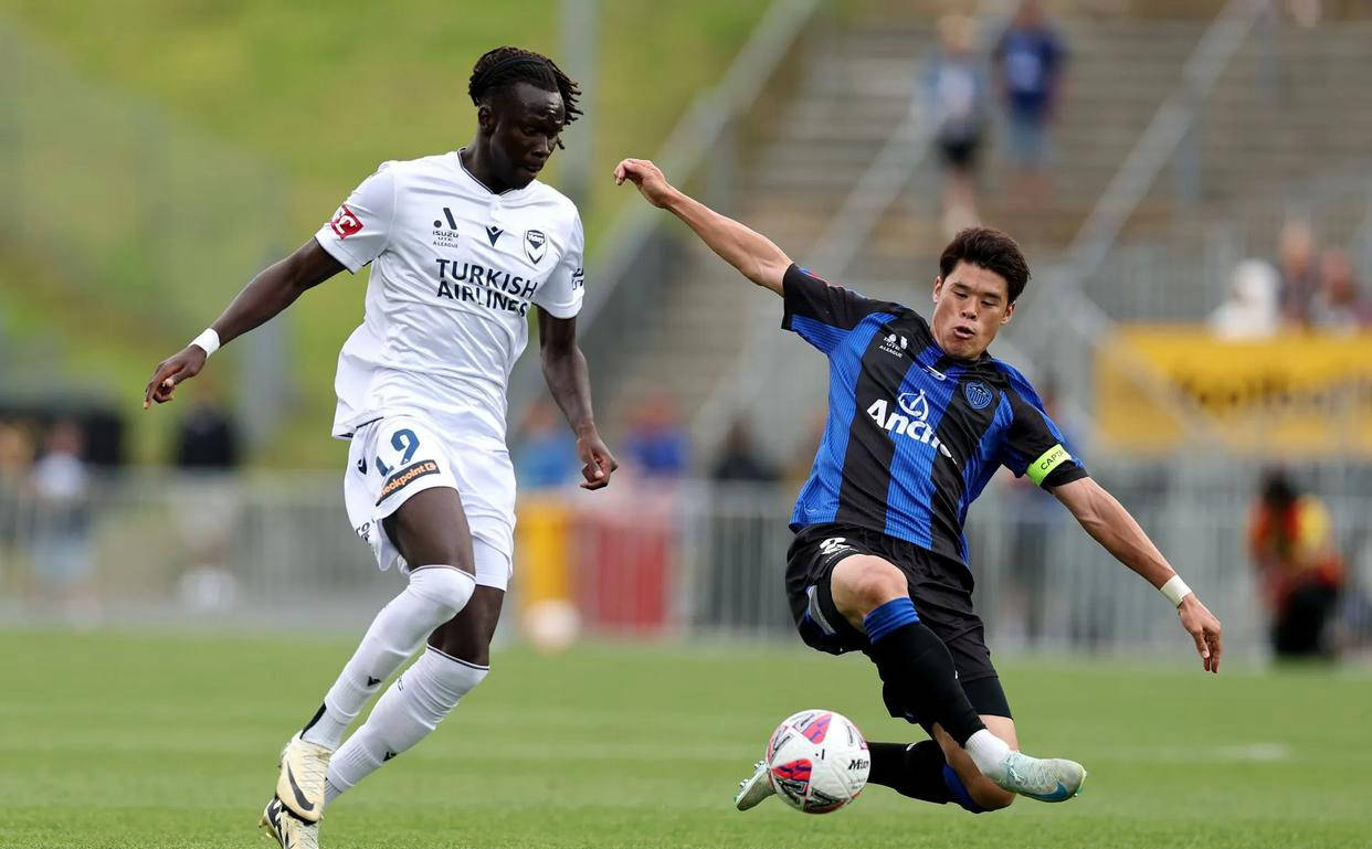 澳大利亚球队力克卫冕冠军，晋级下一轮的简单介绍