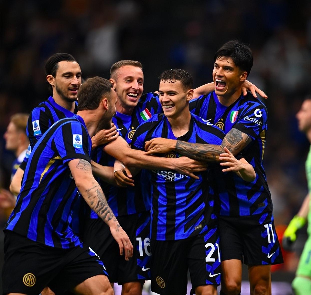 豪门对决!田径上演世纪大战 豪门对决!田径上演世纪大战