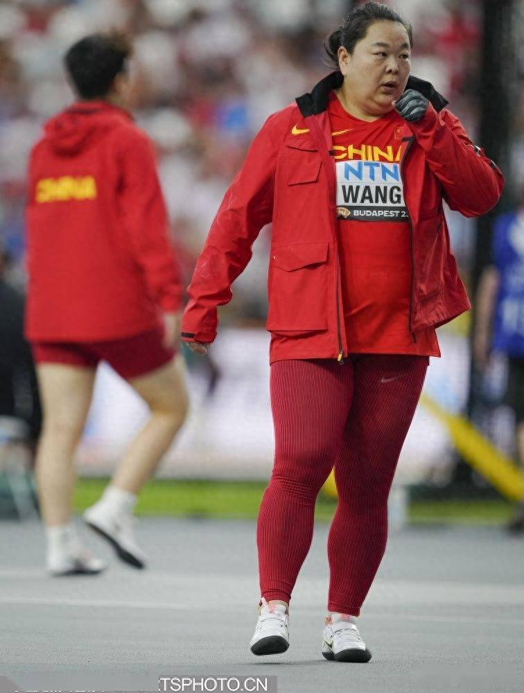 法国田径队成员夺赛前热身赛金牌