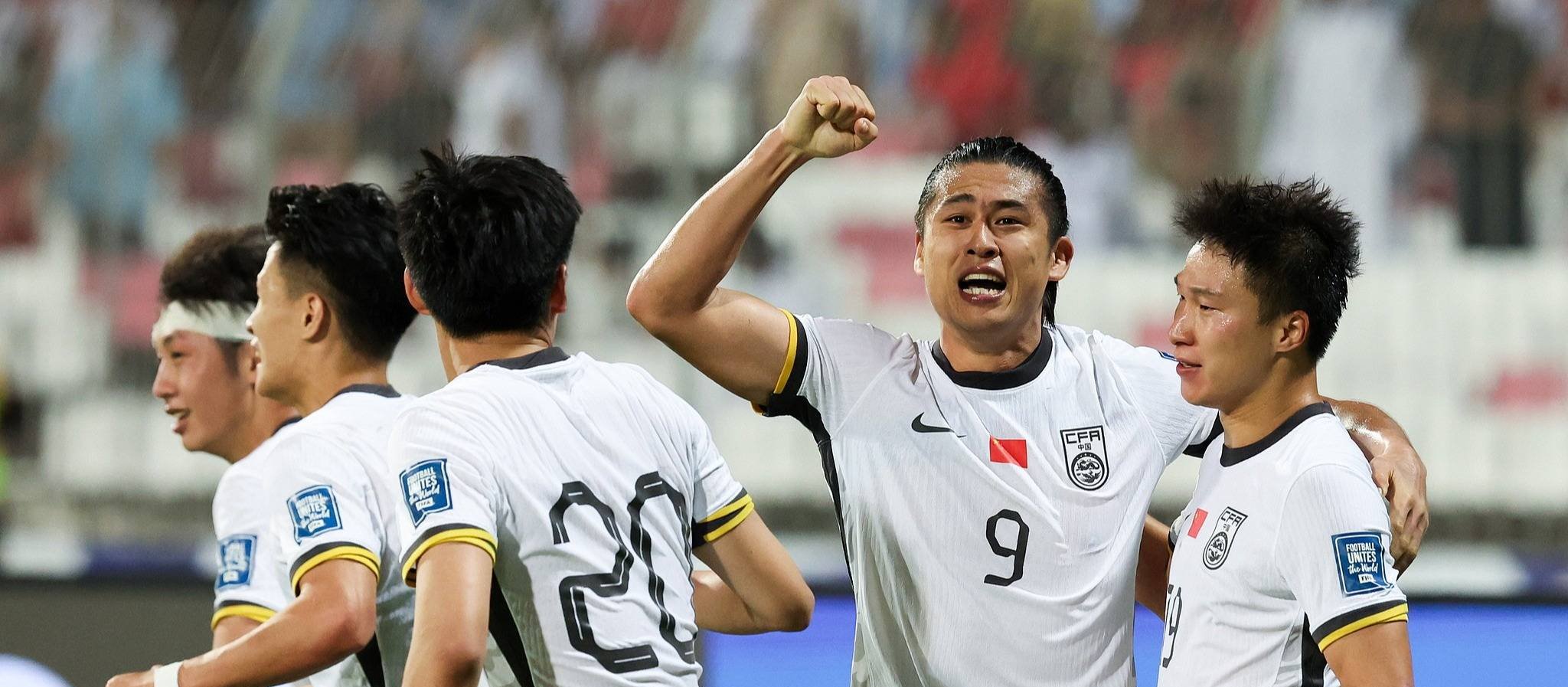 日本队鏖战印度队,郑思维状态火热 日本队鏖战印度队,郑思维状态火热