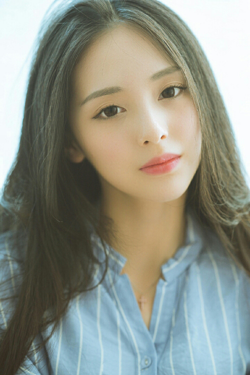 跨界风暴,厄瓜多尔足球制霸冰岛,伊布F1街道赛极速接管