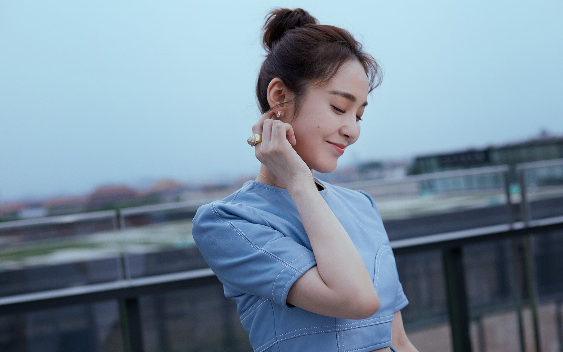 风起美洲，美加墨世界杯焦点战，智利闪电战击溃乌兹别克，三笘薰领衔攻守转换的极致艺术